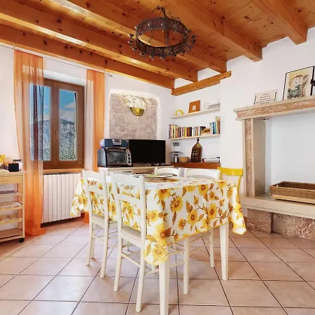 Intera Casa Di Garda Hébergement de vacances