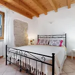 בית נופש Intera Casa Di Garda ברנצונה סול גארדה