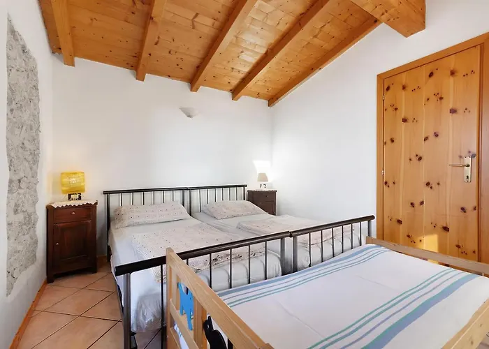 Intera Casa Di Garda *