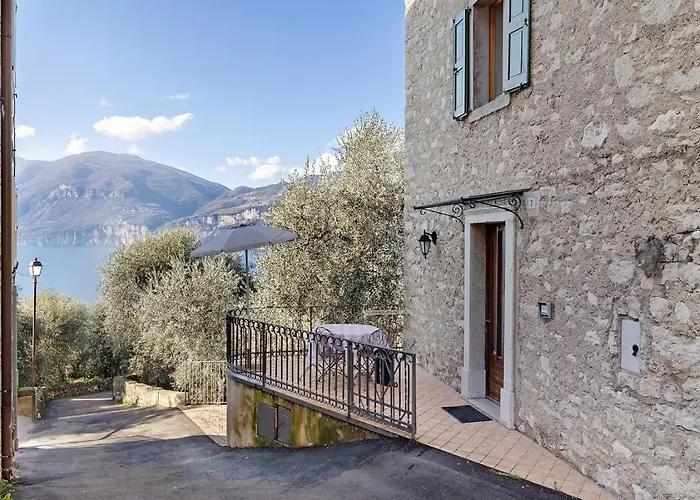 Intera Casa Di Garda برنزوني سول جاردا