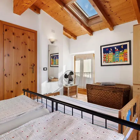 別荘 Intera Casa Di Garda *